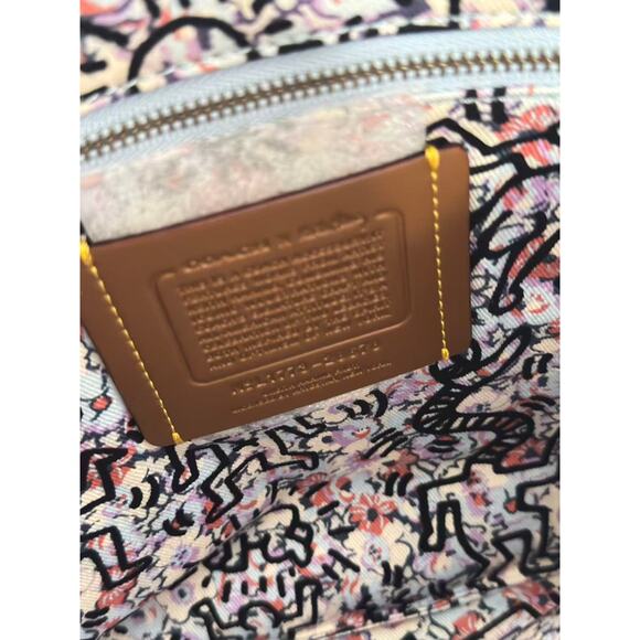 Coach 28678 Coach X Keith Haring Turnlock Wristlet 30 - Picture 4 of 6